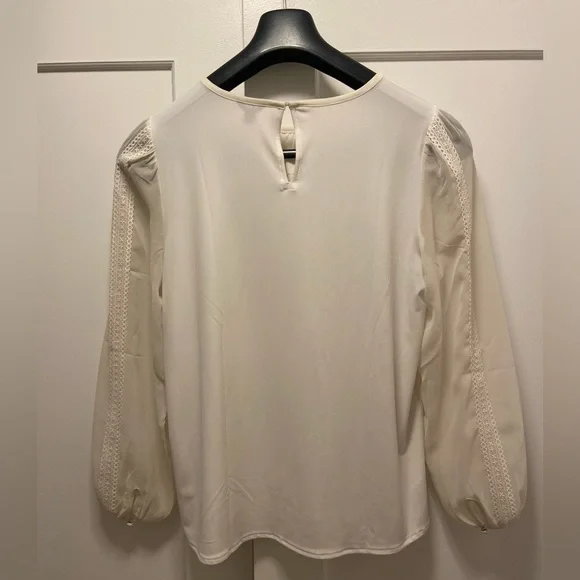 Ann Taylor Cream / Off-White Blouse - Size M / Medium - Picture 2 of 8